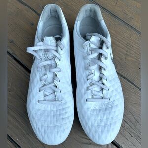 Nike Tiempo cleats.  Good condition.  Size 10.